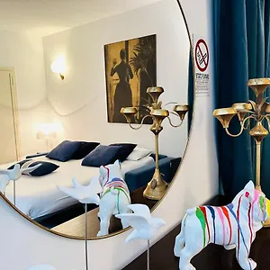 Comecasa Duomo - San Babila Lovely Apartment Milan
