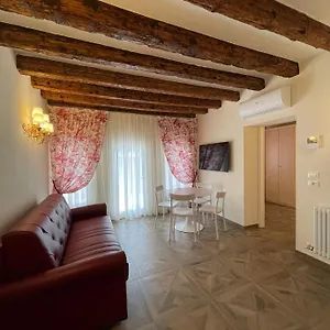 Apartment Mh2665, Venice